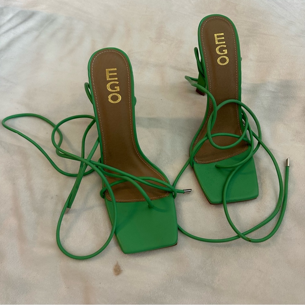 Wrap-up Heels - Picture 2 of 7